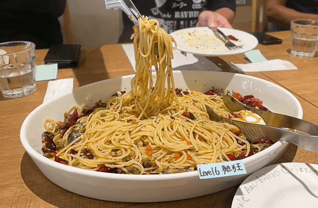 食べ進めると旨味と辛味のハーモニーが!